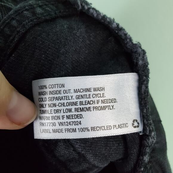 Wild Fable High Rise Black Distressed Frayed Shorts Size 2 - Picture 6 of 7